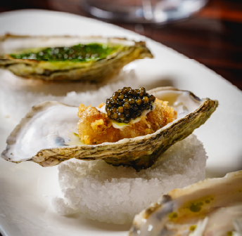 Oysters & Sparkling