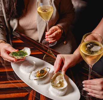 Oysters & Sparkling