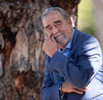 Una Noche Íntima con Andy Montañez