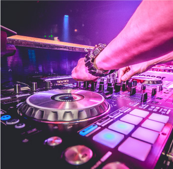 Live DJs at STK